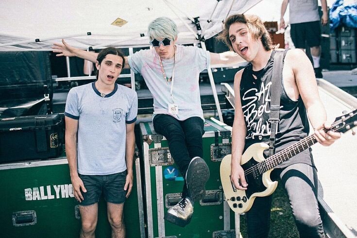 Waterparks - I’m a Natural Blue