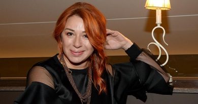 Алёна Апина - Кто-то кого-то любит