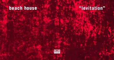Beach House - Levitation
