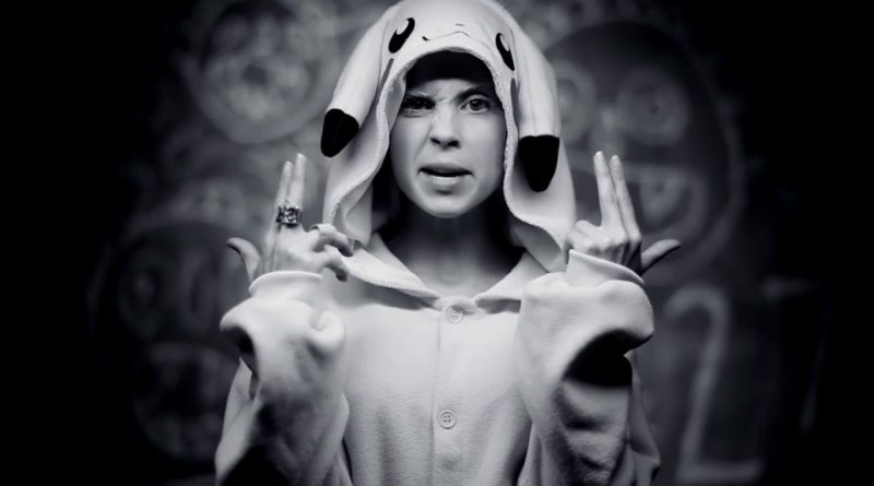 Die Antwoord - 2•GOLDEN DAWN•7