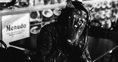 K Camp, Moneybagg Yo -Racks Like This