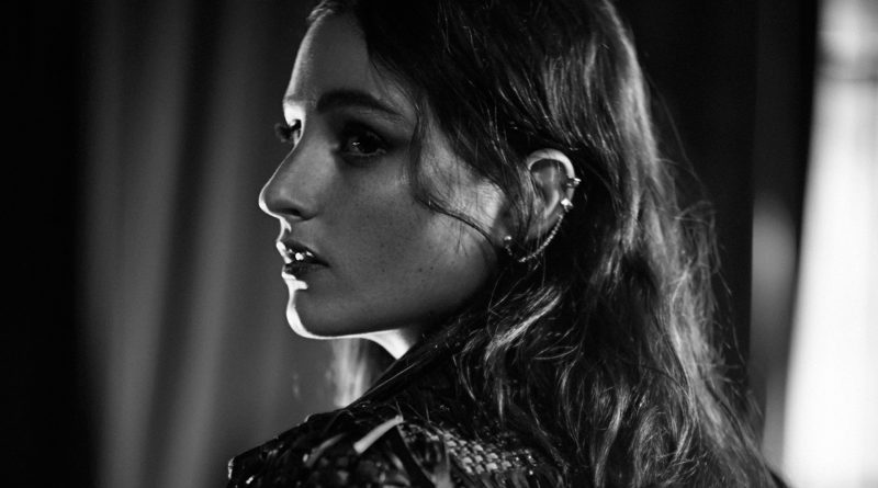 BANKS – The Fall
