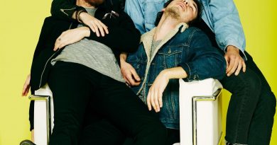 Vacation Manor – Falling Back