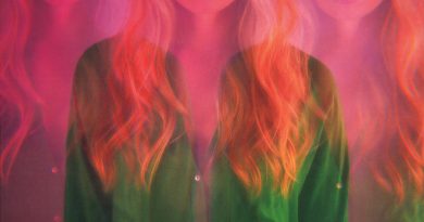 Chromatics - Twist The Knife