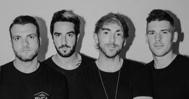 All Time Low – Dark Side Of Your Room