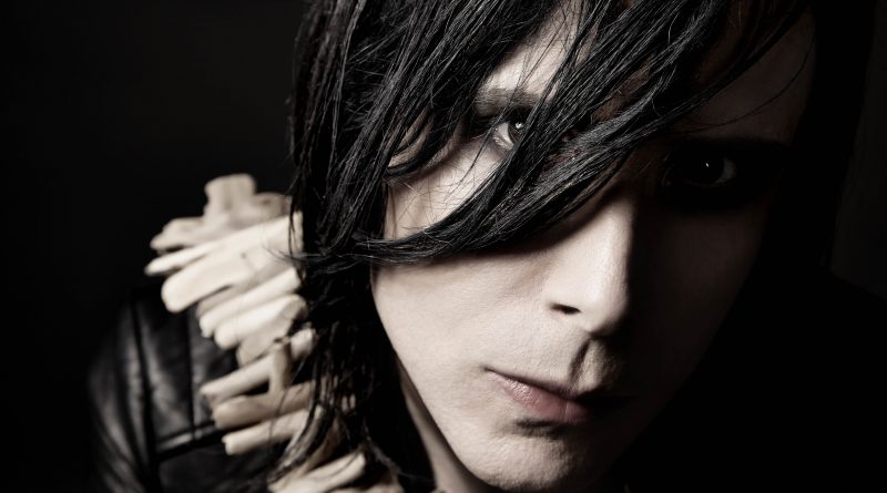 IAMX – The Stupid, The Proud