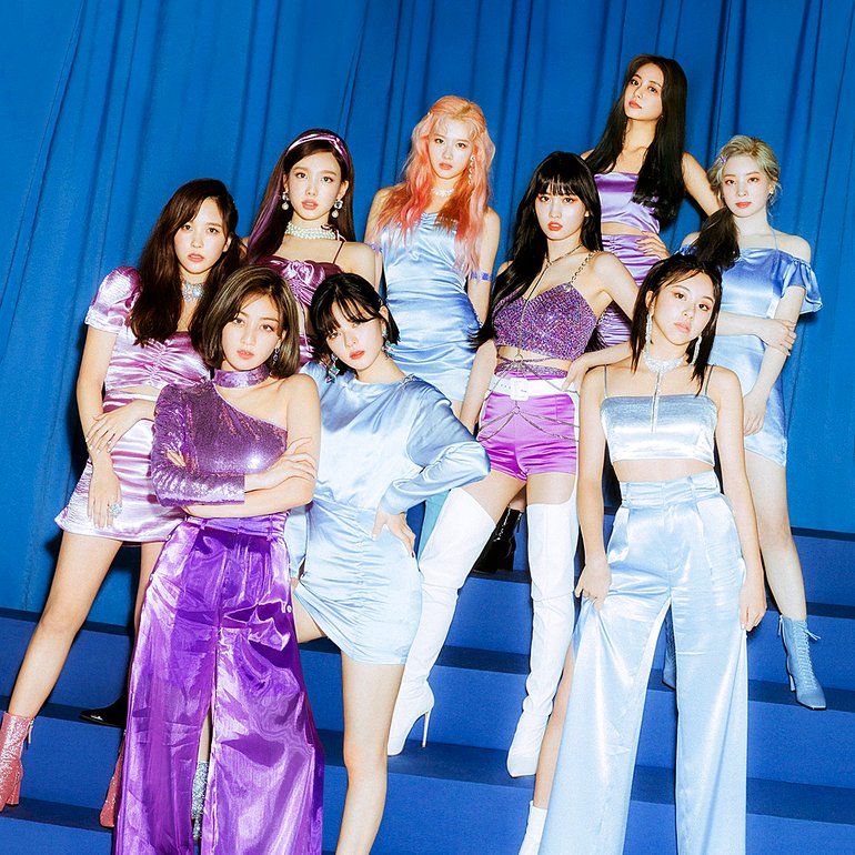 TWICE- GET LOUD