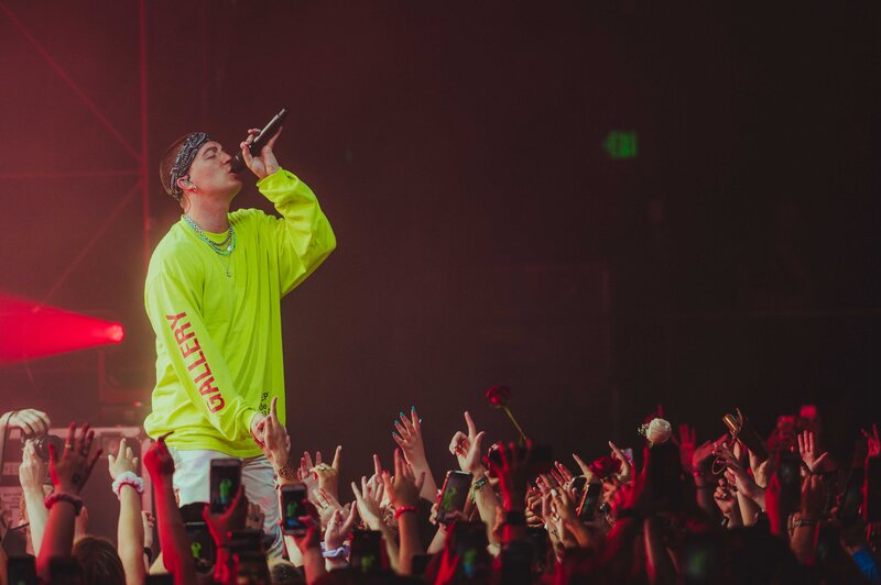 LANY – Walk Away