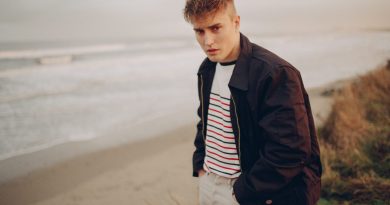 Sam Fender - White Privilege