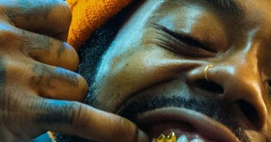 Deniro Farrar - Ran Off feat. JayWay Sosa