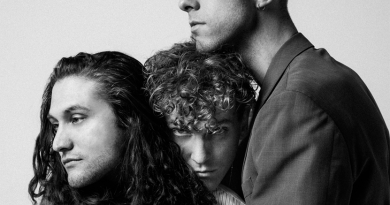 COIN - Heart Eyes