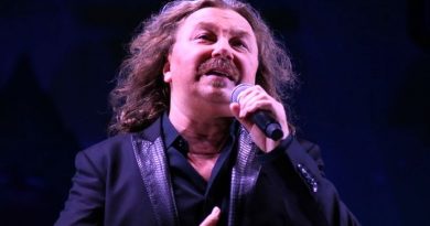 Розовый бант Игорь Николаев