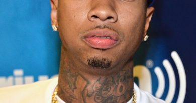 Tyga, Chris Richardson - Far Away