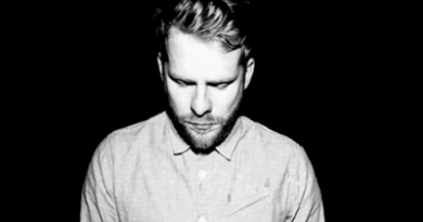 Alex Clare - Addicted To Love