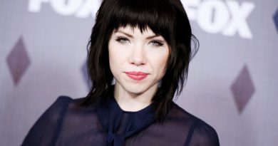 Carly Rae Jepsen - Worldly Matters