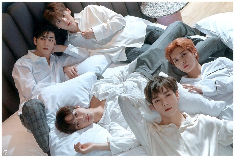 NU'EST - Call me back