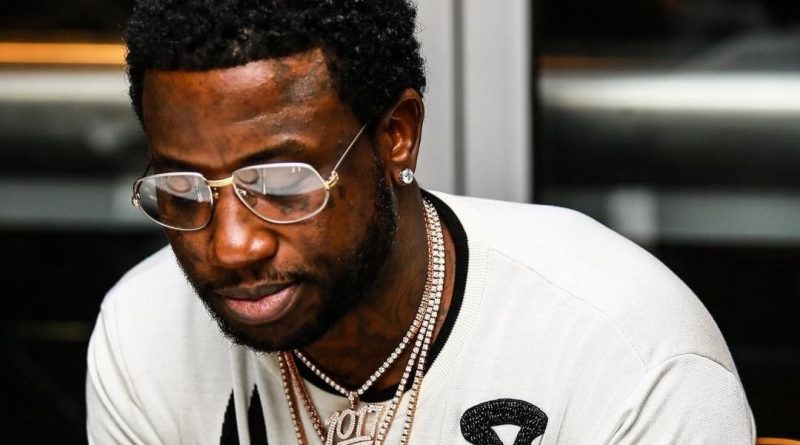Gucci Mane, Justin Bieber - Love Thru the Computer