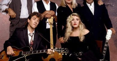 Fleetwood Mac - As Long as You Follow