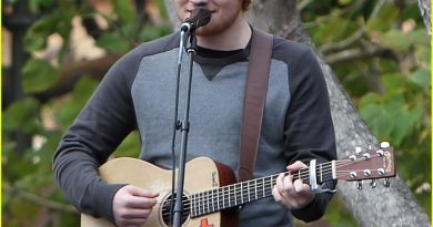 Ed Sheeran - Kiss Me