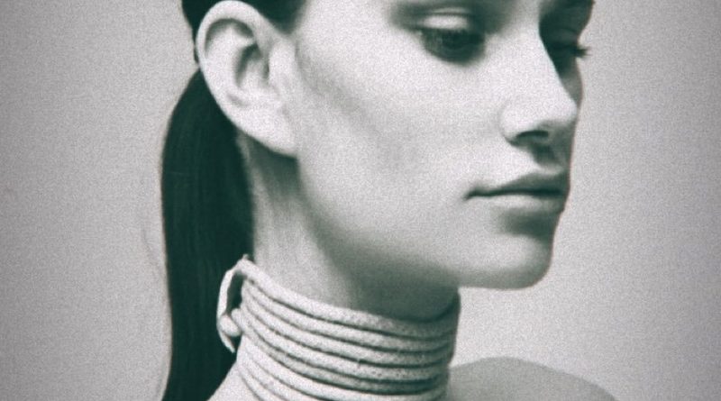 Niia - Body