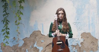 Birdy - Light Me Up