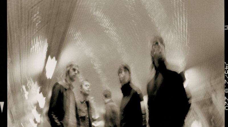 Oasis - A Quick Peep