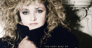Bonnie Tyler - Holding Out for a Hero