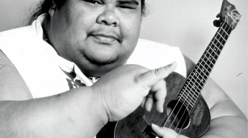 Israel Kamakawiwo'ole - Over The Rainbow/What A Wonderful World