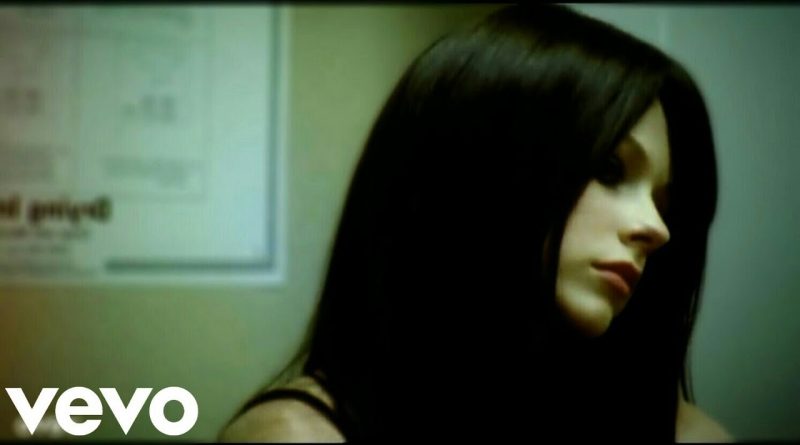 Avril Lavigne - Innocence