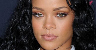 Rihanna - If It's Lovin' That You Want