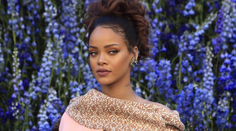Rihanna - Selfish Girl
