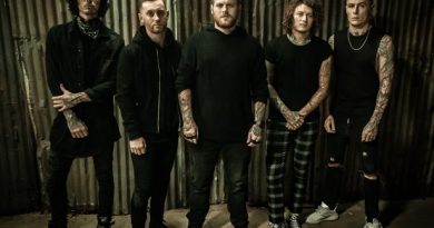 Asking Alexandria - Run Free