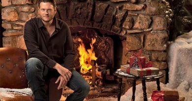 Blake Shelton, Trypta-Phunk - The Very Best Time of Year