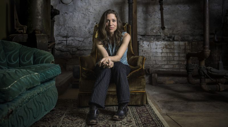 Ani DiFranco - If He Tries Anything