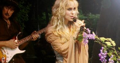 Blackmore's Night - Just Call My Name (I'll Be There)