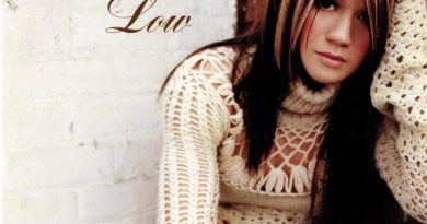 Kelly Clarkson - Low