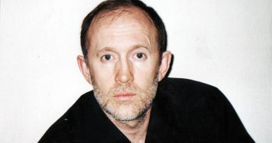 Слава Бобков - Двор