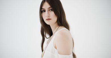 Weyes Blood - Mirror Forever