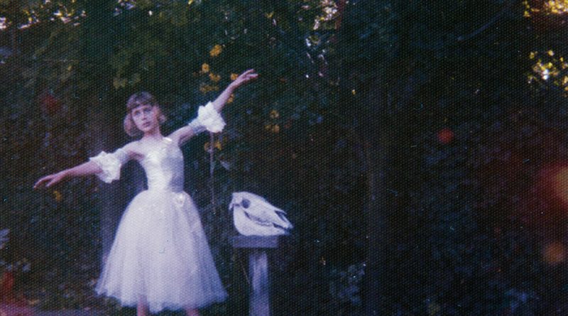 Wolf Alice - Beautifully Unconventional