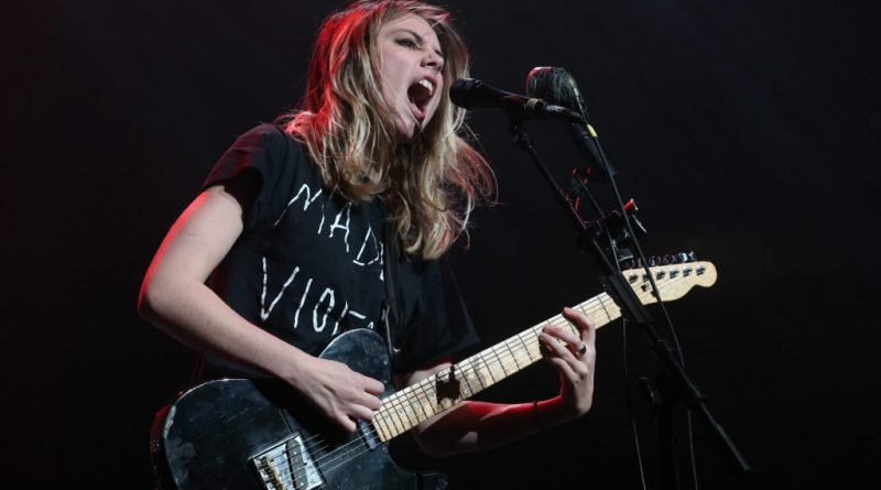Wolf Alice - I Saw You (In a Corridor)