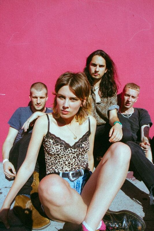 Wolf Alice - Soapy Water