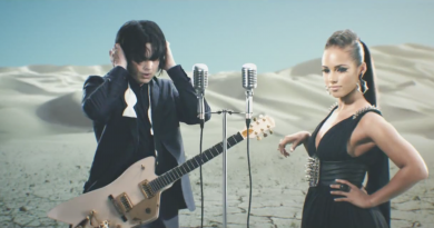 Alicia Keys - Another Way To Die (Feat. Jack White)