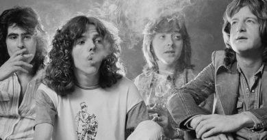 Badfinger - Love Is Gonna Come at Last