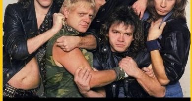 Accept - Dogs On Leads
