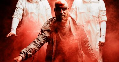 Red - Gone