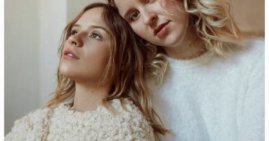 Gabrielle Aplin, Hannah Grace