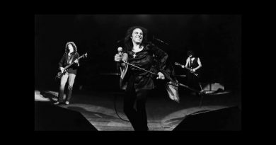 Black Sabbath - Over And Over