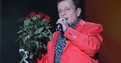 Аркадий Хоралов - Горький мёд