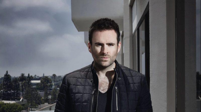 Gareth Emery - Million Years (feat. Asia Whiteacre)