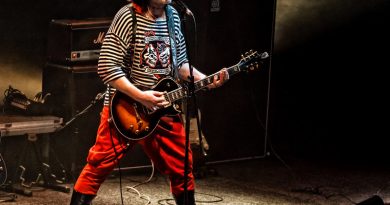 Монгол Шуудан — Косы рыжие
